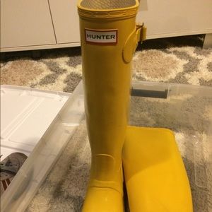 Hunter rain boots